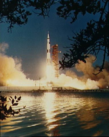 Apollo  6 lifting off from Cape Canaveral, Florida, NASA photo Source: NSSDCA Master Catalog apollo6_launch.jpg