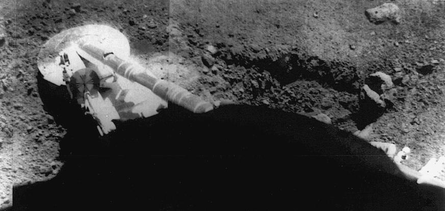 Surveyor 5 image of the footpad resting in the Lunar soil, NASA photo PIA02978 Source: NASA JPL Photojournal su5_67_h_1340.gif