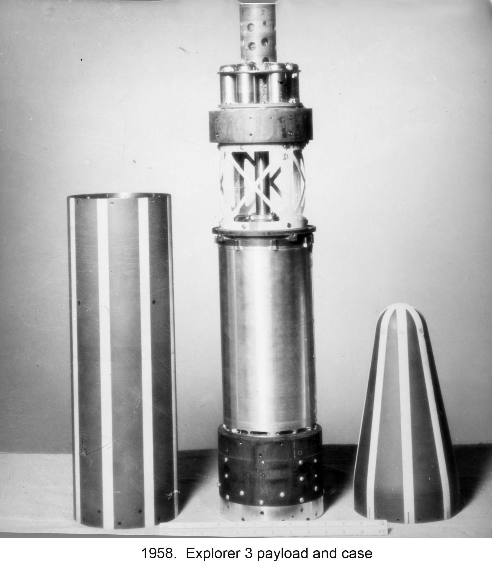 Explorer 3 nose cone, case and payload, NASA photo Source: NSSDCA Master Catalog explorer_3.jpg