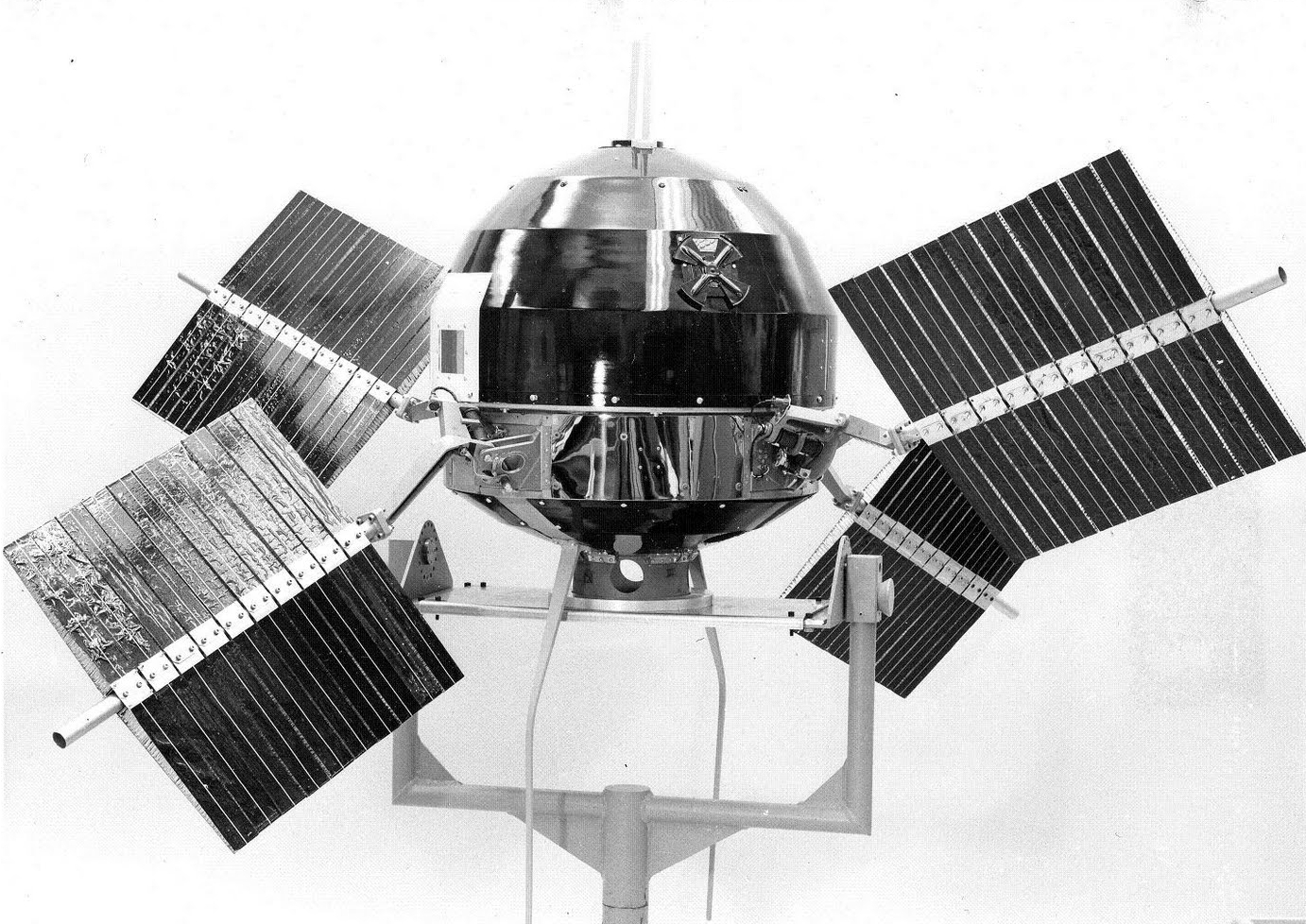 Explorer 6, the first satellite to transmit images of Earth from space, NASA photo Source: NSSDCA Master Catalog explorer_6.jpg