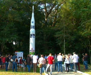 [The Saturn 5 Model and tree]