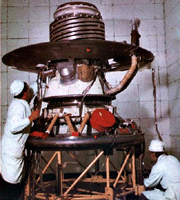 USSR Venera 12 descent module which landed on Venus 21 Dec. 1978 Photo courtesy of NASA venera_11_descent.gif